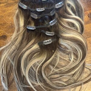 Luxurious Brown and Blonde human Hair clip in Extensions